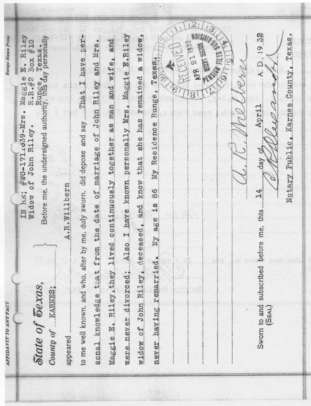Notarized affidavit sworn by A.R. Willbern in Karnes County, Texas, attesting to the marriage and widowhood of Maggie E. Riley, widow of John Riley, for a Civil War-era widow's pension file; includes a 'RECEIVED APR 21 1932' pension office date stamp and two ink signatures.